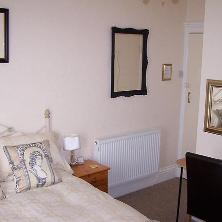 The Carmen Guesthouse (Adults Only) Llandudno Bagian luar foto