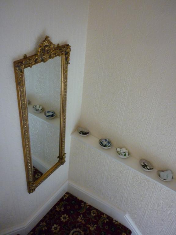 The Carmen Guesthouse (Adults Only) Llandudno Bagian luar foto