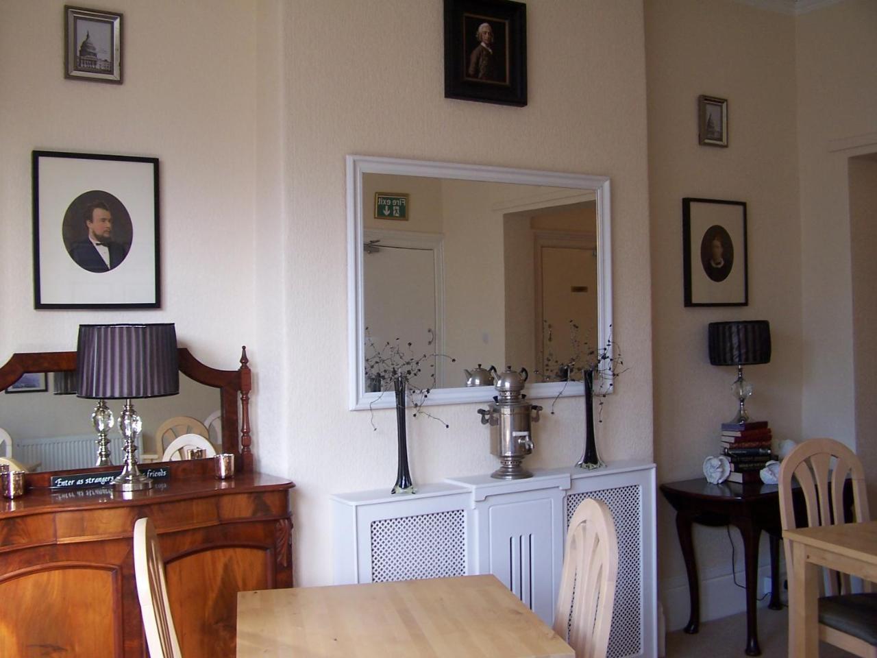 The Carmen Guesthouse (Adults Only) Llandudno Bagian luar foto
